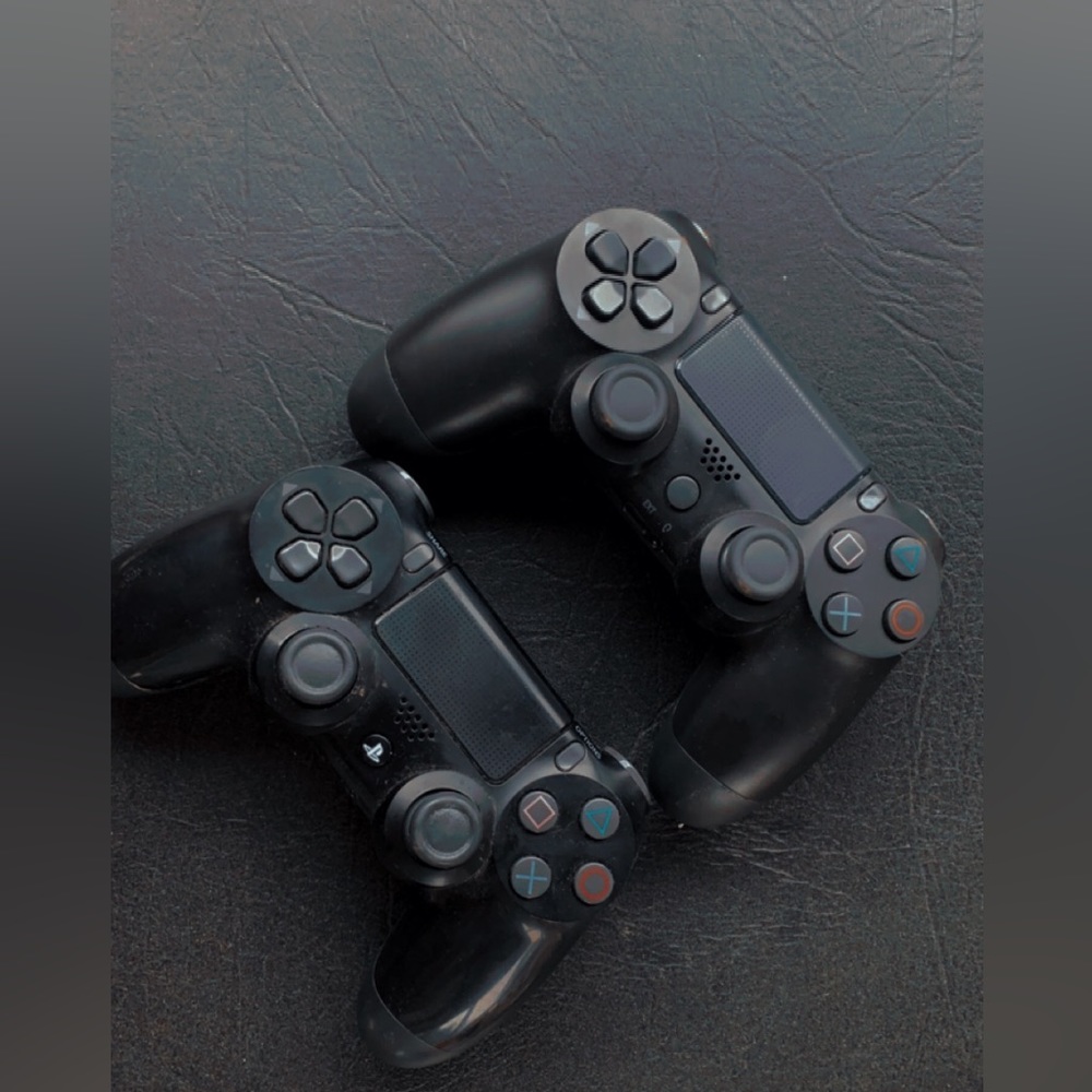 PS4 Controllers